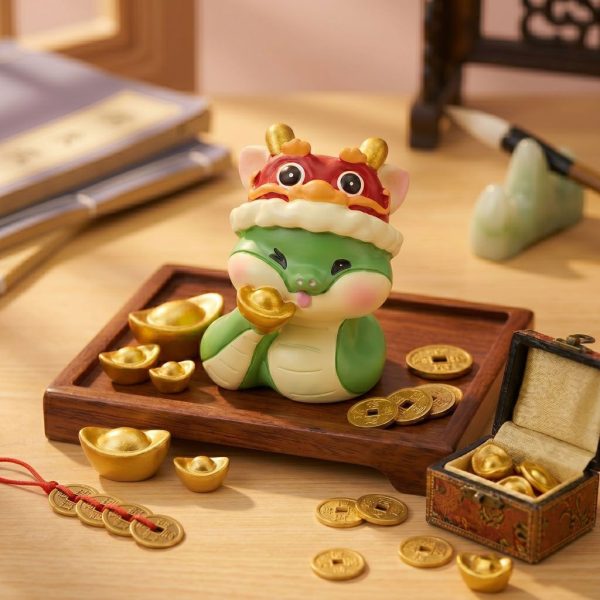 ฟิกเกอร์ งูน้อยปีมะเส็ง ถือก้อนทอง โมเดล นักษัตร เสริมโชคลาภ เรียกทรัพย์ Art Toy ของเล่น